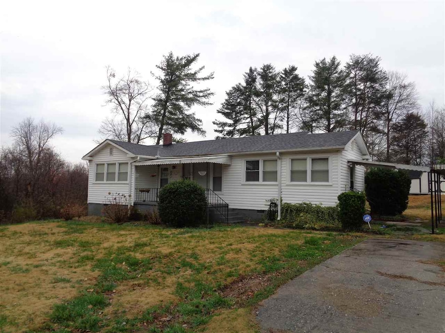 601 N Main St, Inman, SC 29349 - photo 1