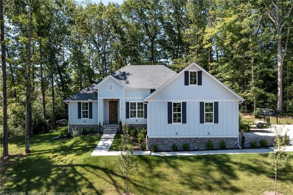 Built in 2020, this Beautiful home features a clean crisp feel that includes an extra bit of charm!