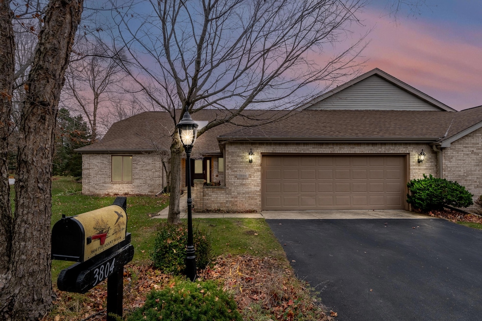 3804 Pheasant Walk Dr, Valparaiso, IN 46383 - photo 1