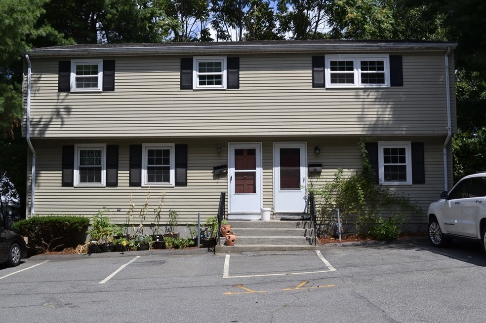 16 Waverley Ln unit 16, Framingham, MA 01702 - photo 1