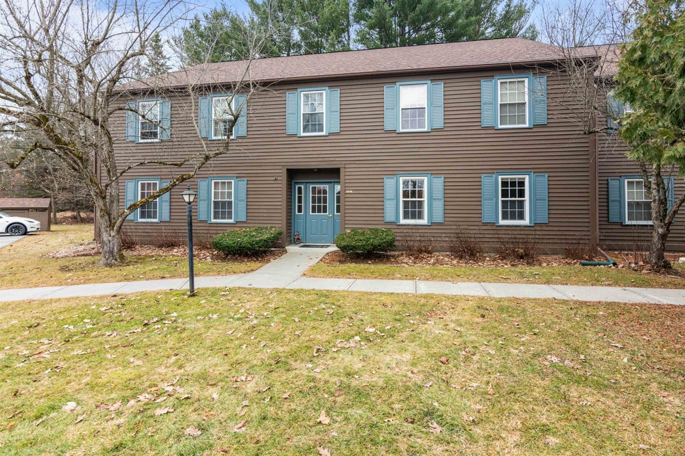 73 Twin Oaks Terrace, South Burlington, VT 05403 - photo 1