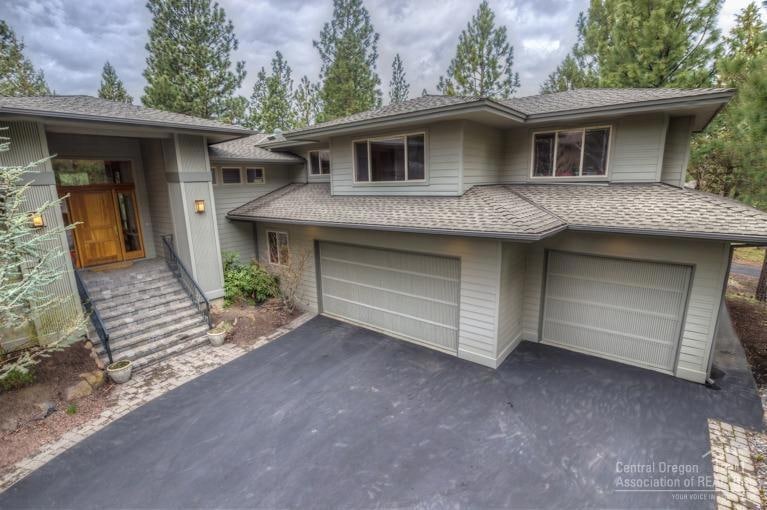3361 NW Mccready Dr, Bend, OR 97701 - photo 1