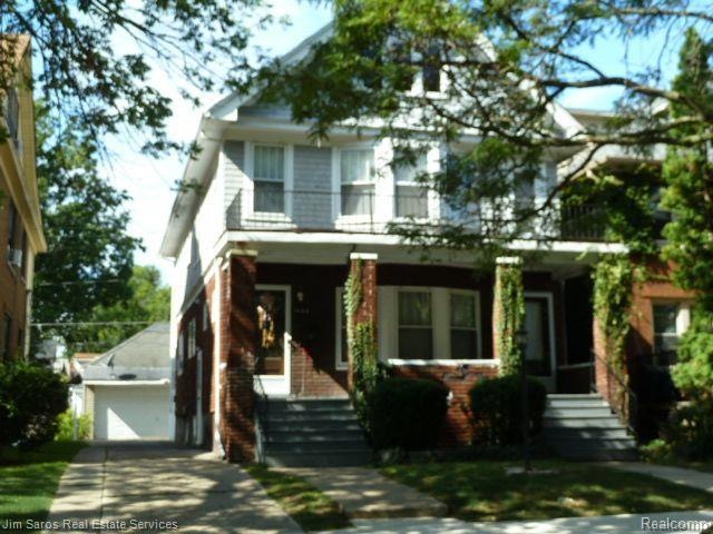 1135 Beaconsfield Ave, Grosse Pointe Park, MI 48230 - photo 1