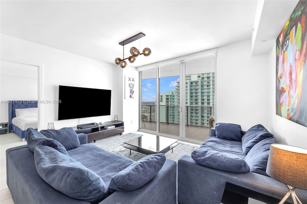 Aria on the Bay unit 4311, Miami, FL 33132 - photo 1