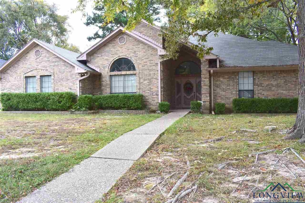3101 Williamsburg Cir, Tyler, TX 75701 - photo 1