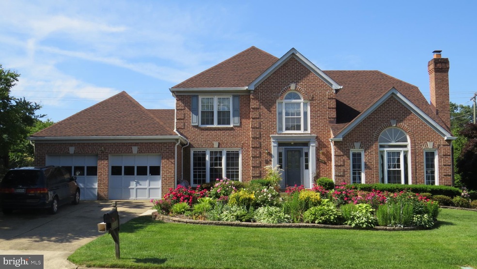 5808 Hampton Forest Way, Fairfax, VA 22030 - photo 1