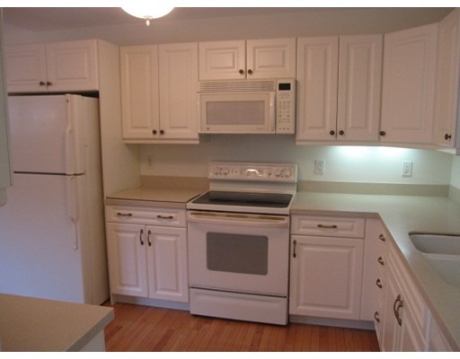 4 Martin Cir unit 4, Plymouth, MA 02360 - photo 1