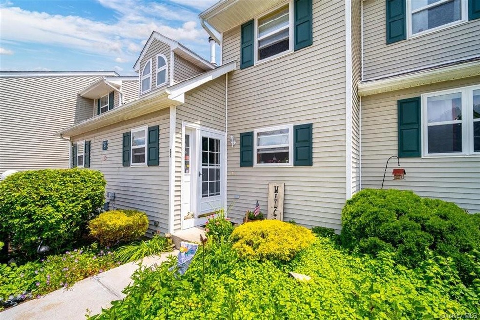 99 Boniface Dr unit 9D, Pine Bush, NY 12566 - photo 1