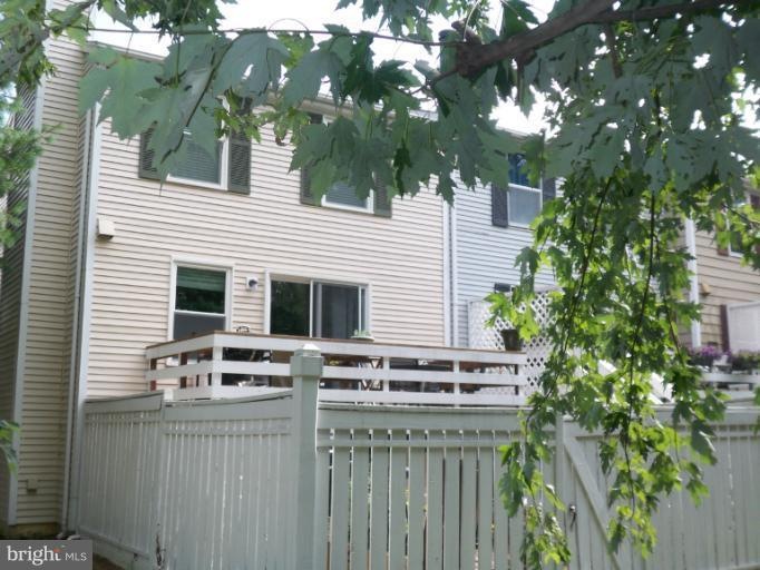 1748 Sundance Dr, Reston, VA 20194 - photo 1