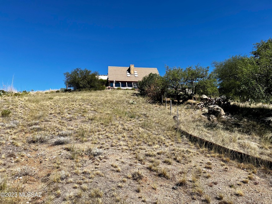 1440 W Linda Vista