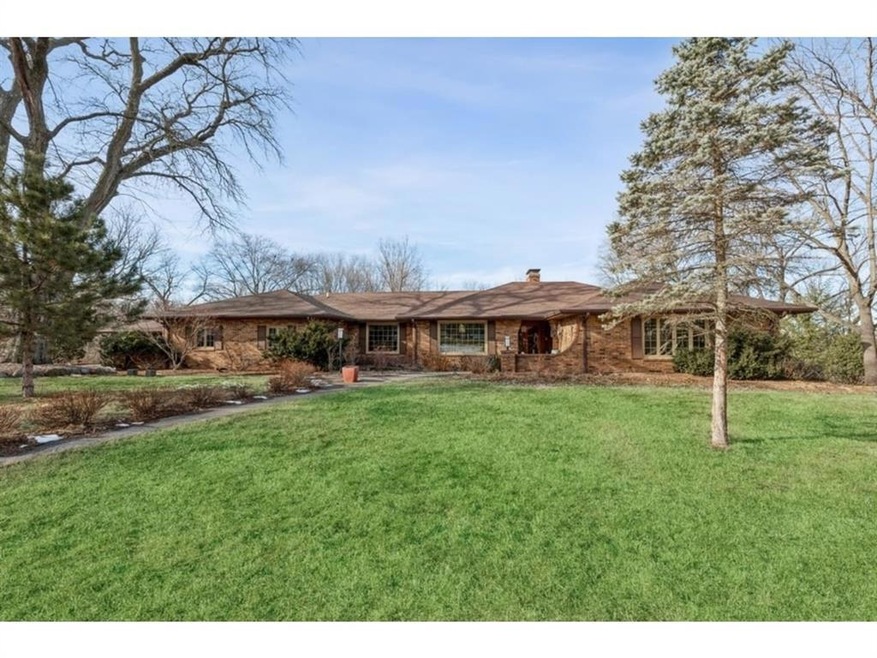 5154 Lower Beaver Rd, Des Moines, IA 50310 - photo 1