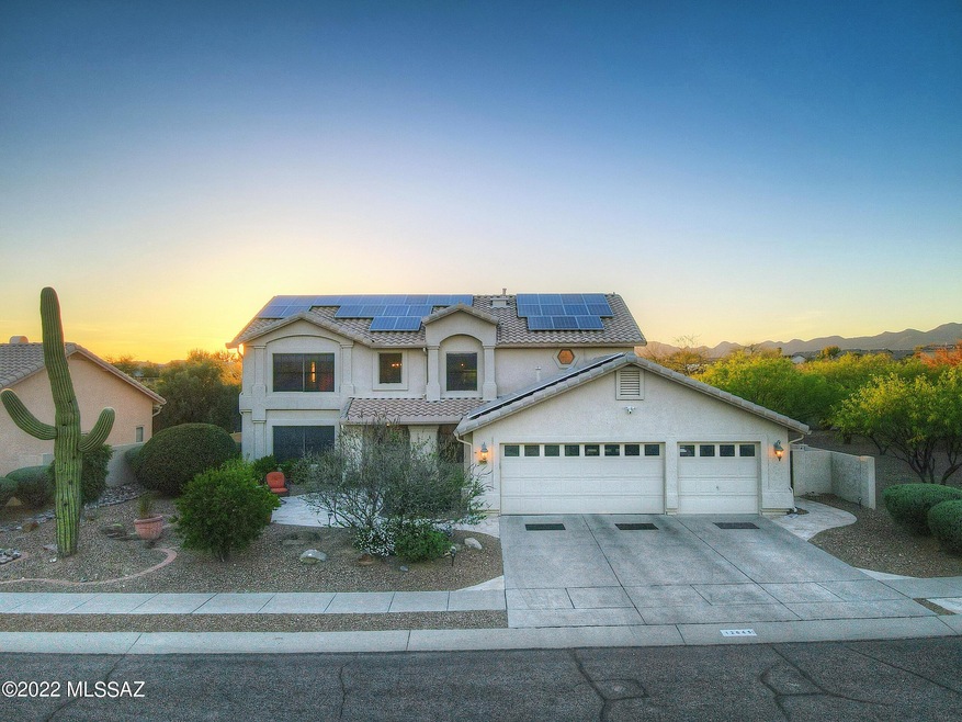 GREAT CURB APPEAL