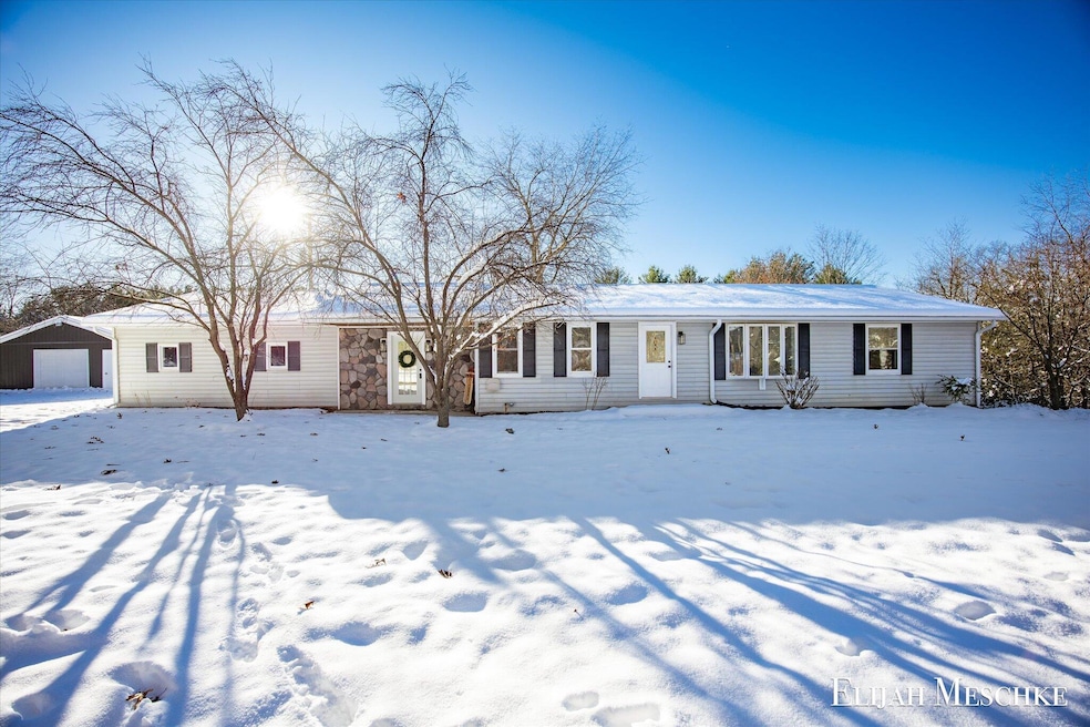 11401 Davis Rd, Middleville, MI 49333 - photo 1