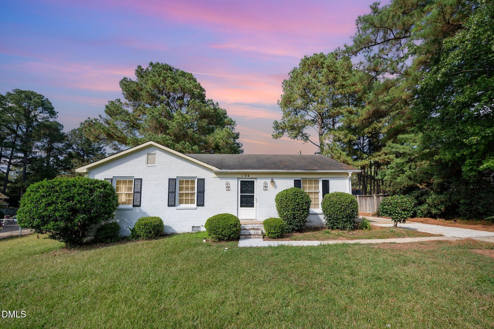 104 Deblyn Ct, Durham, NC 27713 - photo 1
