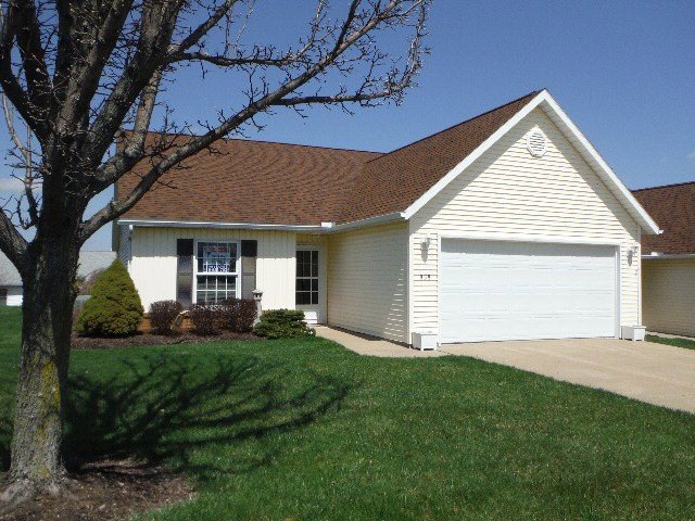 858 King Ridge Dr, Ashland, OH 44805 - photo 1