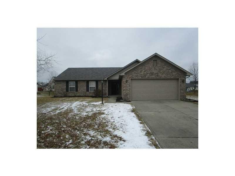 760 Franklin Lakes Blvd, Franklin, IN 46131 - photo 1