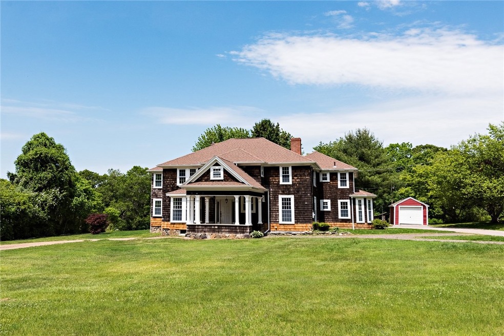 1315 Gilbert Stuart Rd, Saunderstown, RI 02874 - photo 1
