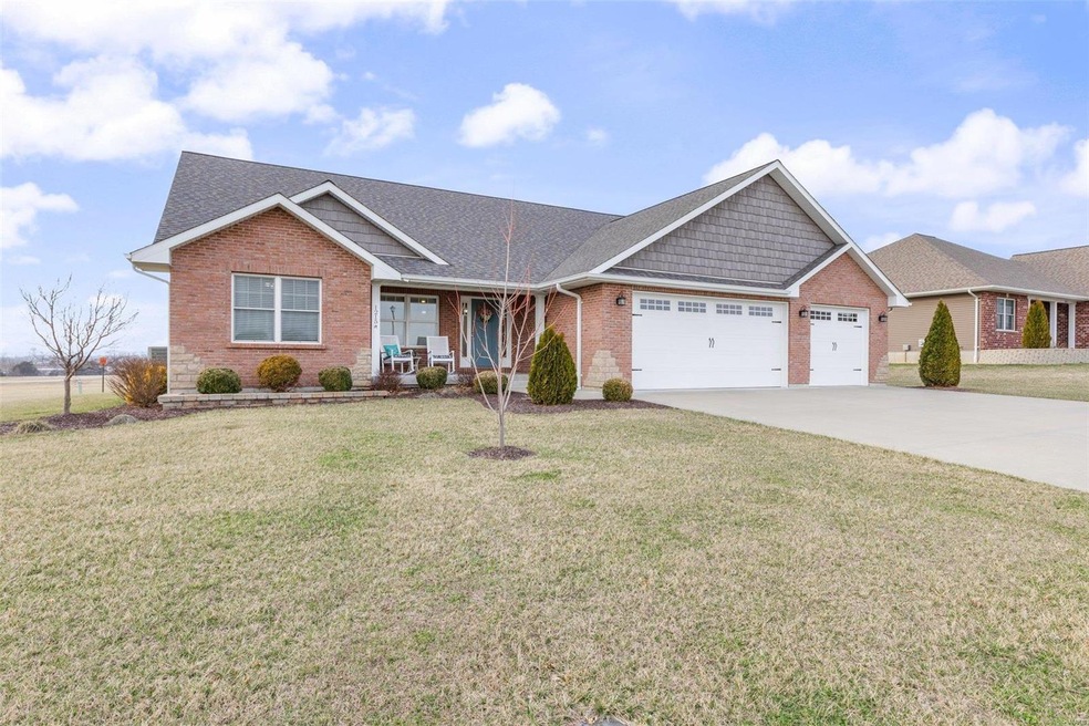 1215 Stono Mtn Dr, Farmington, MO 63640 - photo 1