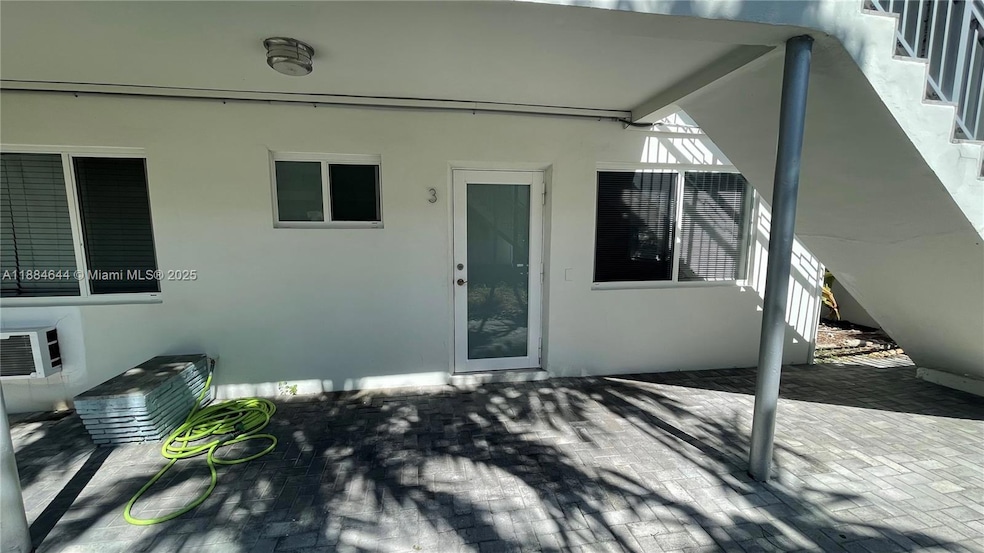 320 86th St unit 3, Miami Beach, FL 33141 - photo 1