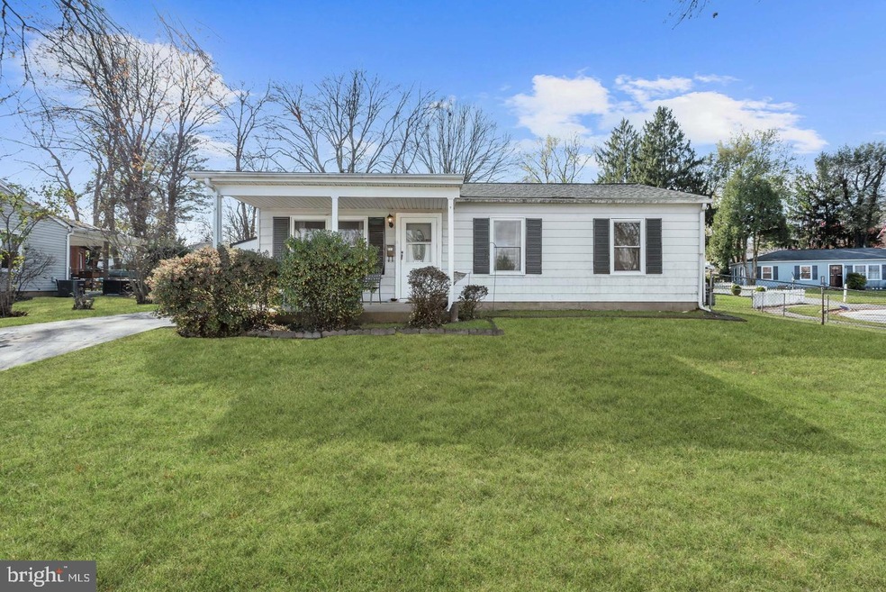 221 Greenview Ave, Reisterstown, MD 21136 - photo 1