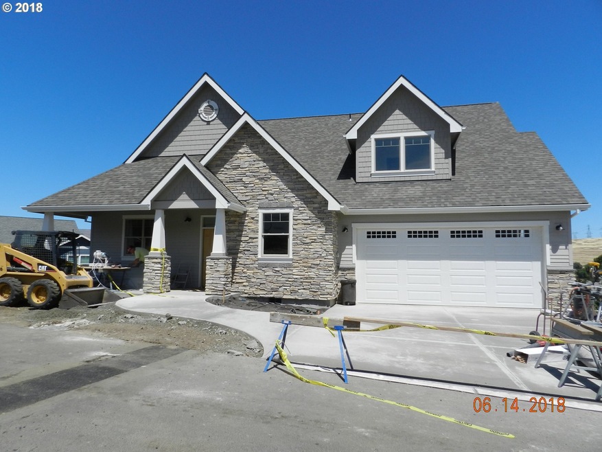 1303 Lambert St, the Dalles, OR 97058 - photo 1