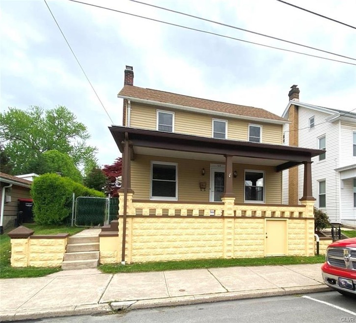 164 S 3rd St, Lehighton, PA 18235 - photo 1
