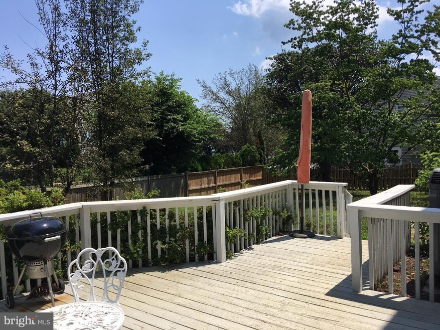 2404 Yarmouth Ln, Crofton, MD 21114 - photo 1