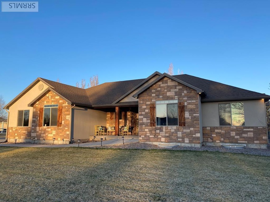 68 S 515 W, Blackfoot, ID 83221 - photo 1