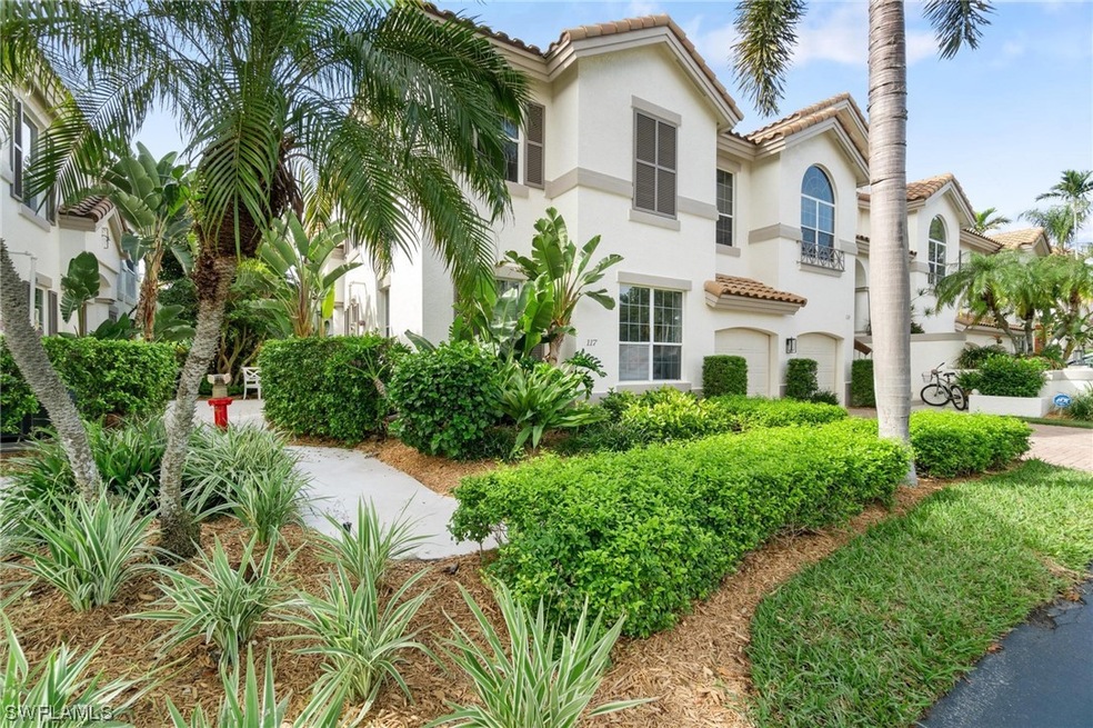 117 Colonade Cir unit 201, Naples, FL 34103 - photo 1