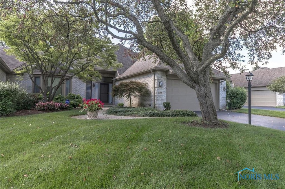 7345 Country Commons Ln, Sylvania, OH 43560 - photo 1