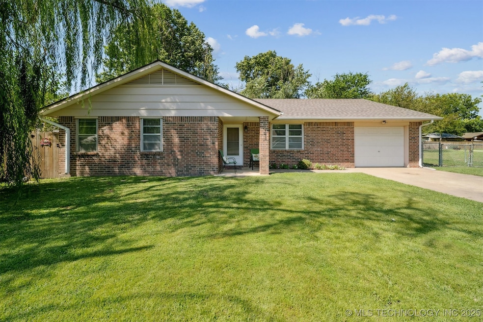 20963 E 34th St S, Broken Arrow, OK 74014 - photo 1