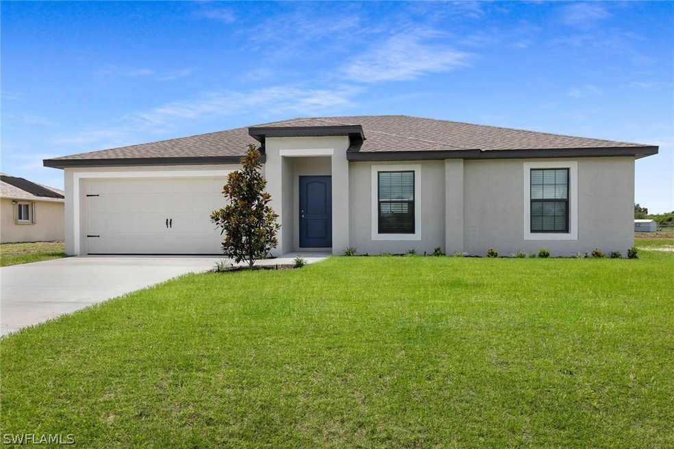 807 La Salle Ave, Fort Myers, FL 33913 - photo 1