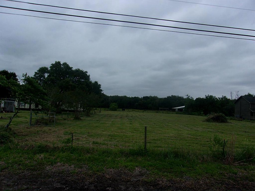 3582 County Road 155, Alvin, TX 77511 - photo 1