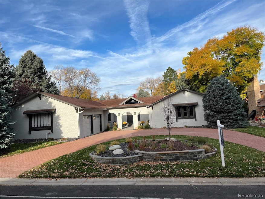 For Sale $1,699,500 • Co-Listing Agent