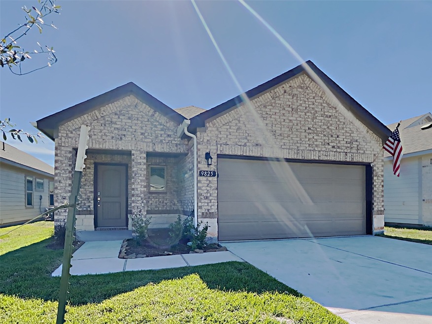 9825 Glen Brook Ln, Magnolia, TX 77354 - photo 1