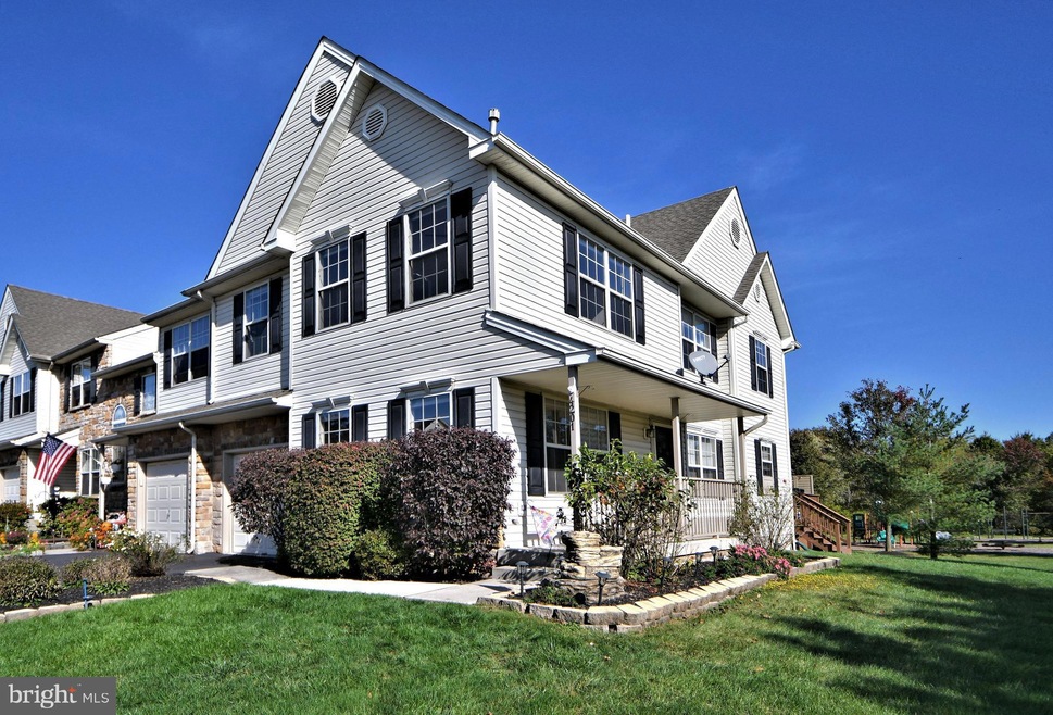 4201 Waterford Way, Royersford, PA 19468 - photo 1