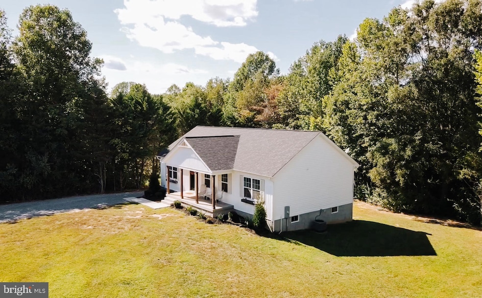 5224 Pendleton Farm Rd, Bumpass, VA 23024 - photo 1