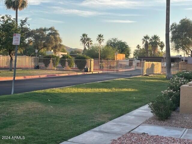 4901 S Calle Los Cerros Dr unit 265, Tempe, AZ 85282 - photo 1