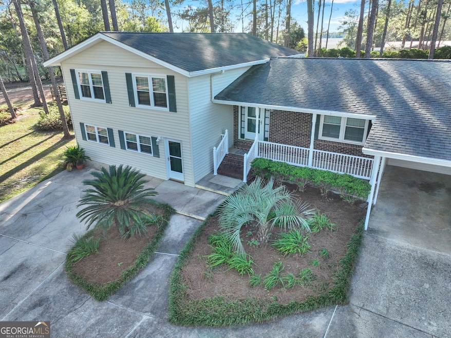 3233 Sylvester Dr, Moultrie, GA 31768 - photo 1