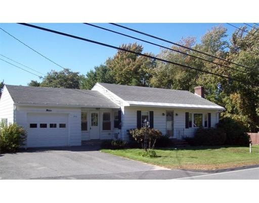 381 Shea St, Fitchburg, MA 01420 - photo 1