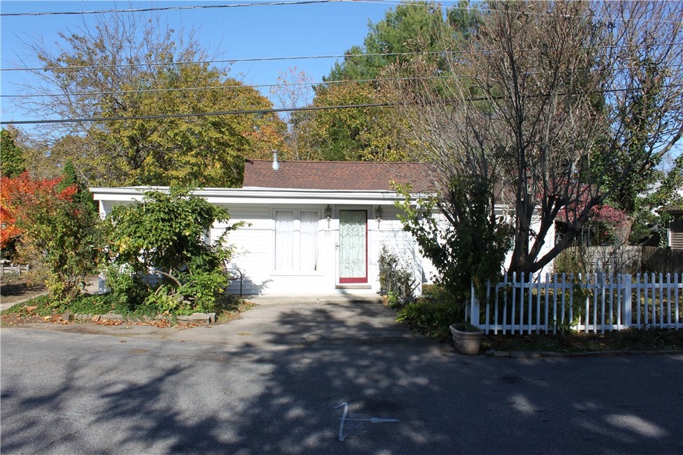 23 Lane 8, Warwick, RI 02888 - photo 1