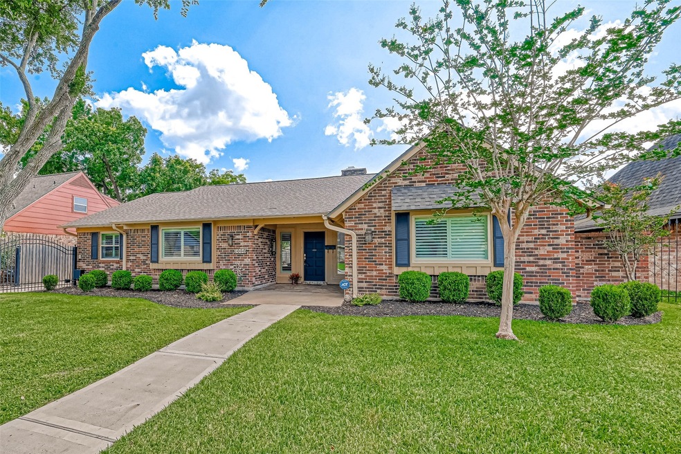 2017 Tanglelane St, Richmond, TX 77469 - photo 1