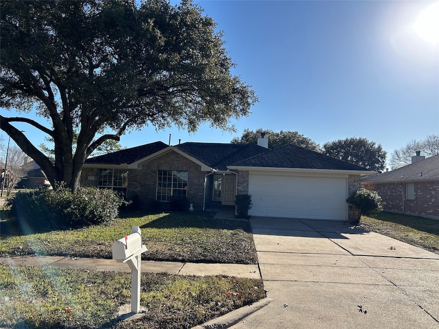 1315 Village Court Blvd, Rosenberg, TX 77471 - photo 1