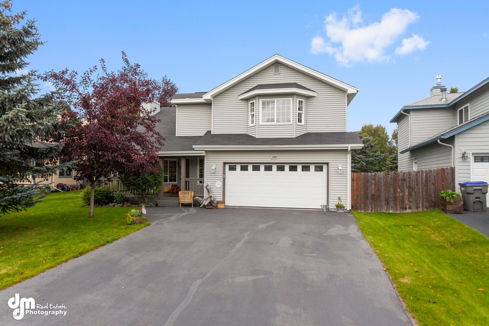 18-Front Exterior_1487