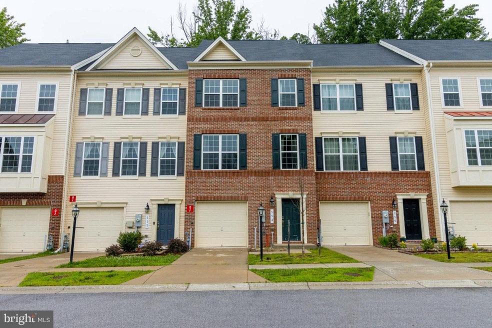 554 Bluffton Dr, Glen Burnie, MD 21060 - photo 1