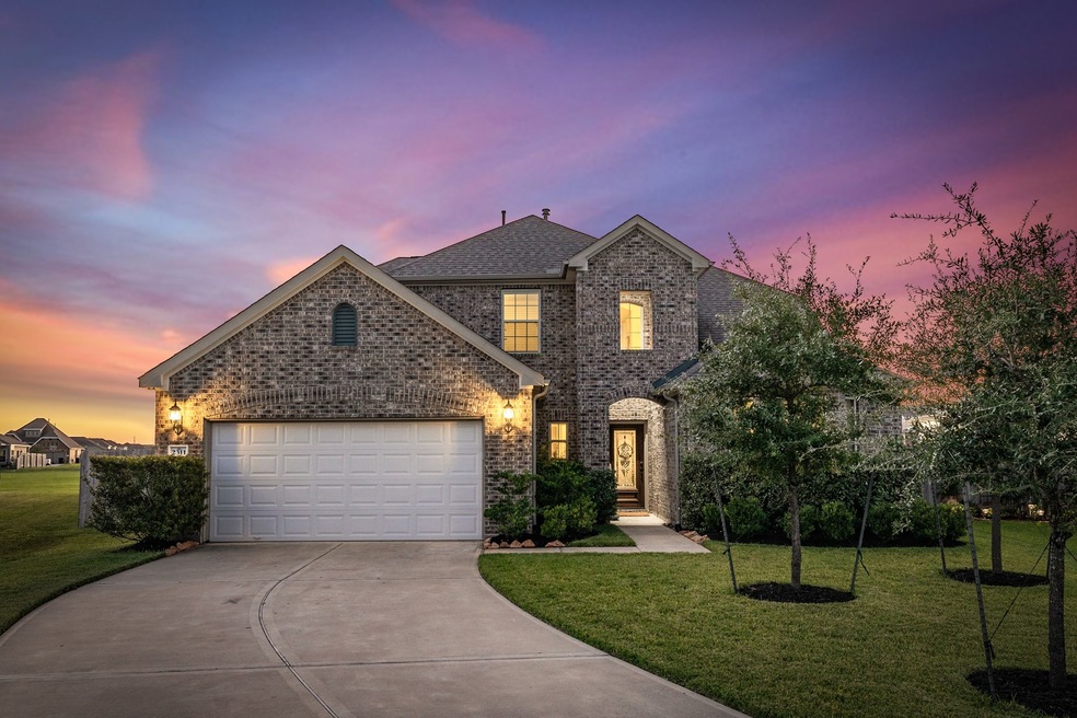 2311 Dama Dr, Rosenberg, TX 77471 - photo 1