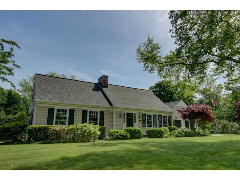 1 Quincy Adams Rd, Barrington, RI 02806 - photo 1