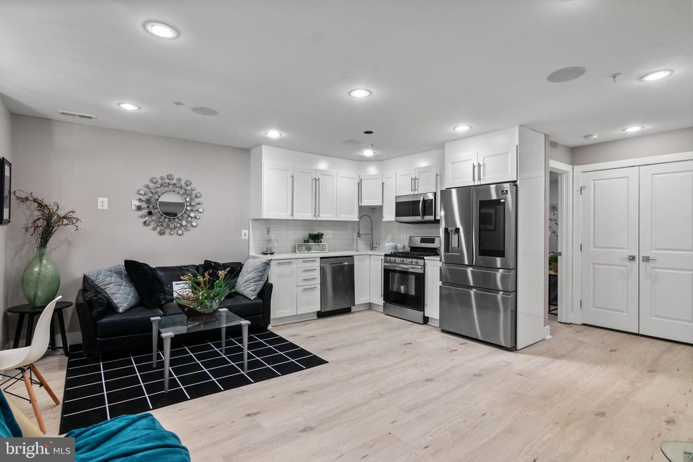 1427 1/2 1st St NW, Washington, DC 20001 - photo 1