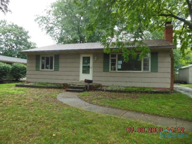 2657 Nash Rd, Toledo, OH 43613 - photo 1