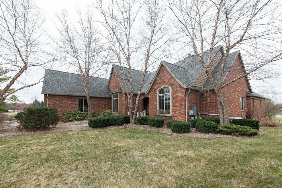 4716 Lohr Rd unit 100, Ann Arbor, MI 48108 - photo 1